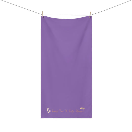 Sandy Toes & Salty Kisses" Mink-Cotton Bath Towel – Soft, Coastal-Inspired & Luxuriously Absorbent